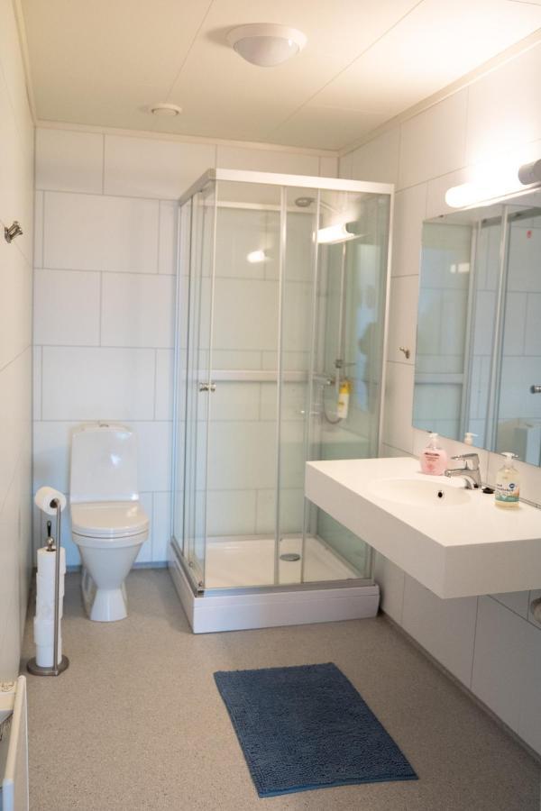 Mix Tana Spiseri Og Overnatting Motel Exterior foto